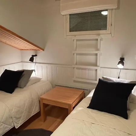 Yllaestar 207 Экясломполо